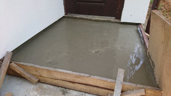 Cost of Entryway Concrete Repair in Richland