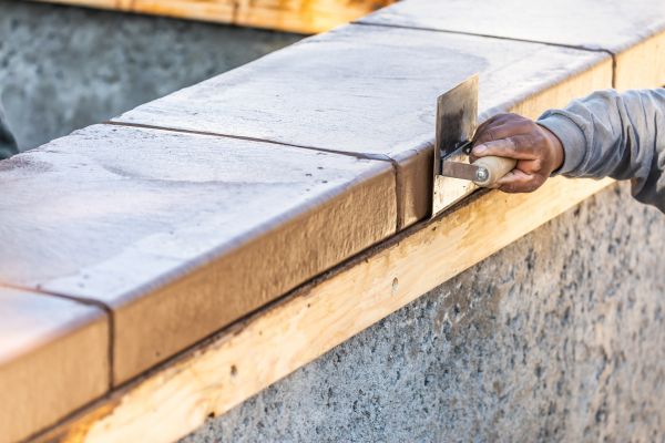 Cost of Concrete Coping Repair in Richland